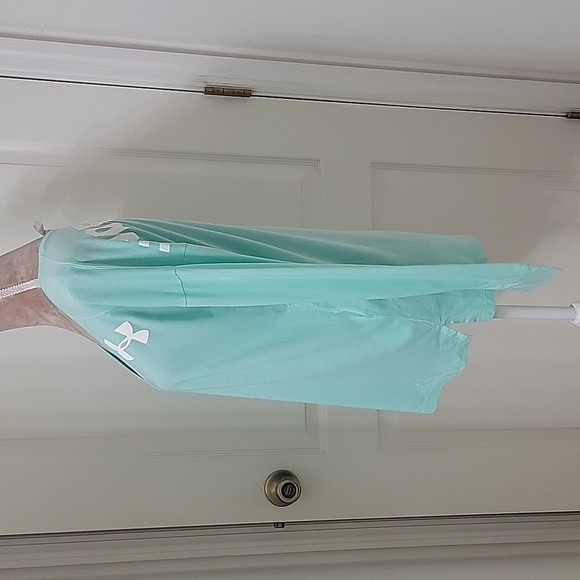 Under Armour Heat Gear Long Sleeve Shirt with Front and Back Logo, EUC - Picture 2 of 10